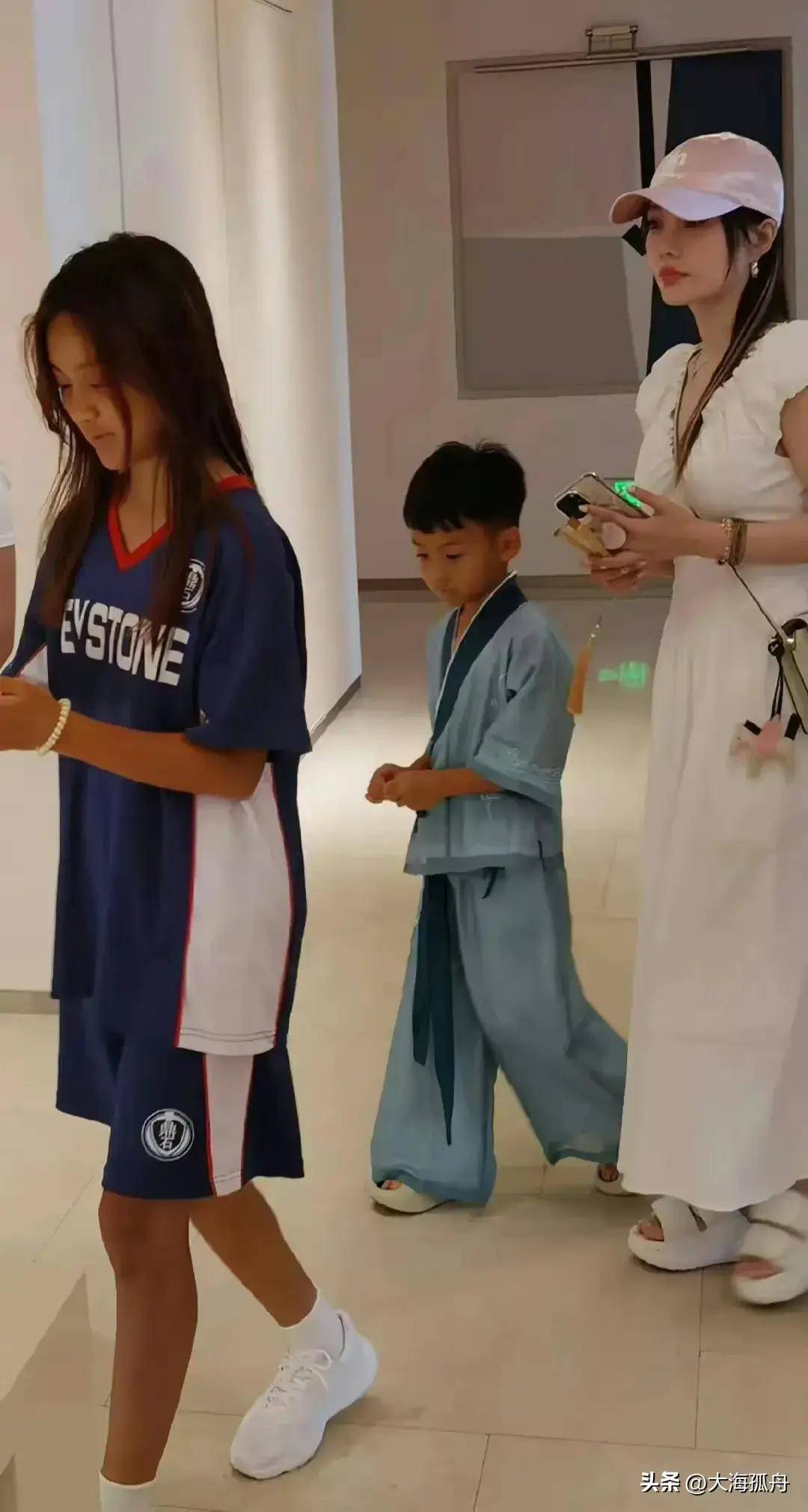 甜馨版小苹果野生小苹果叫什么果